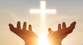 Dios cumple