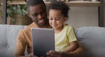 ¿Qué hacer si mi hijo autista tiene que estudiar en línea?