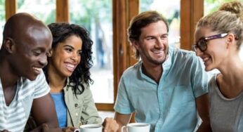 Júntate con necios y te meterás en dificultades